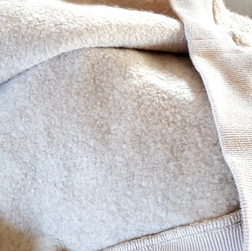 Outdoor Voices Mega Fuzzy Wool Fleece Crewneck Pullover, Oatmeal, XL, EUC - Picture 9 of 15